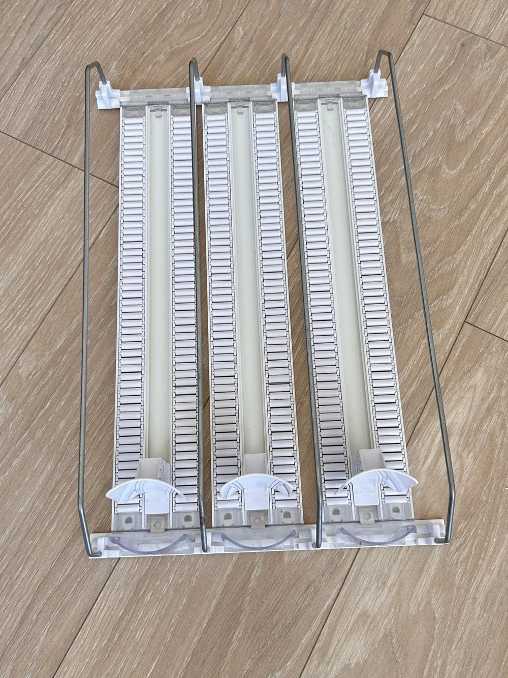 Soda can dispenser